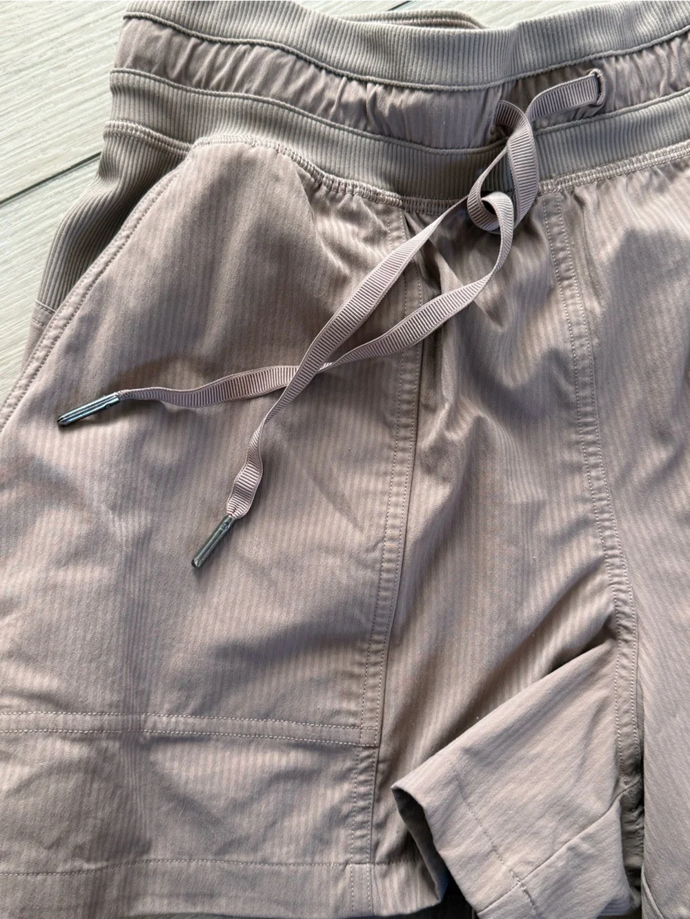 lululemon Dance Studio Evolve High-Rise Relaxed Short 3.5” - Mauve Taupe